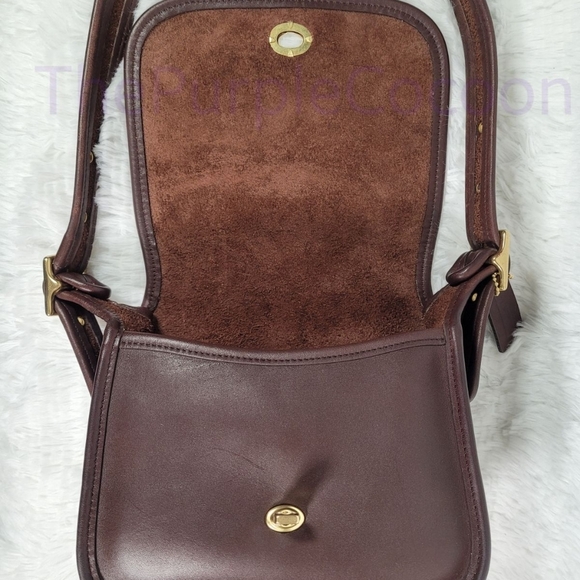 SOLD!!! Mahogany, Vintage Coach Legacy Small Flap Bag #9965 - Picture 6 of 9
